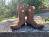 Size 6 women’s Liberty boots