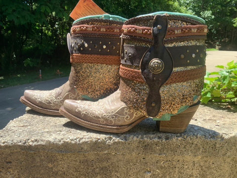 Size 8 women’s Corral boots
