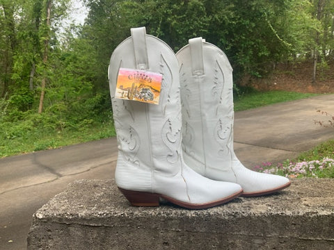 Size 10 women’s Circle S boots