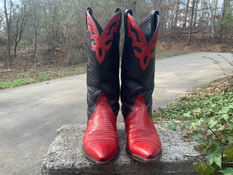 Size 7 women’s Tony Lama boots