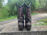 Size 9.5 women’s Corral boots