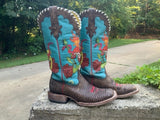 Size 6.5 women’s Ariat boots