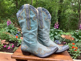 Size 8 women’s Gianni Bini boots